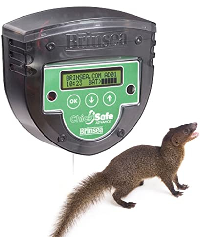 FINCA CASAREJO Puerta Gallinero BRINSEA Chicksafe Advance - Apertura y Cierre por Reloj o célula fotoeléctrica - Motor con Programación para Abrir y Cerrar tu Gallinero
