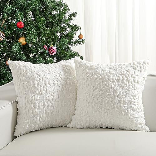 Lewondr Weihnachten Kissenbezug 45 * 45cm, 2 Stück Superweiche Kunstfell Kissenbezüge Samt 3D Schneeflocken Stickerei Dekorative Kissenbezug für Wohnzimmer Bett Couch Home Decor, Weiß
