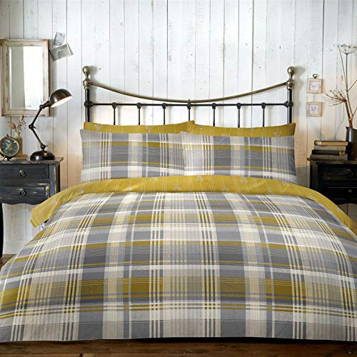 Dreams & Drapes - Housse de Couette cerf à Carreaux Ocre - 140 x 200 cm - 1 taie d'oreiller - 100% Coton brossé Doux - Motifs réversibles - Literie Woodland - Literie cerf forestier en Jaune Ocre