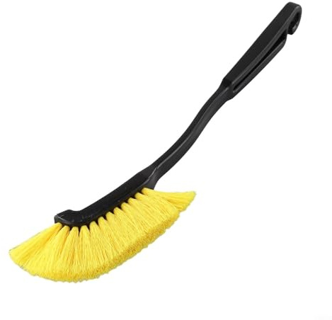 Nettoyant pour roues de camion haute efficacité parfaitement conçu pour une brillance impeccable sur les jantes