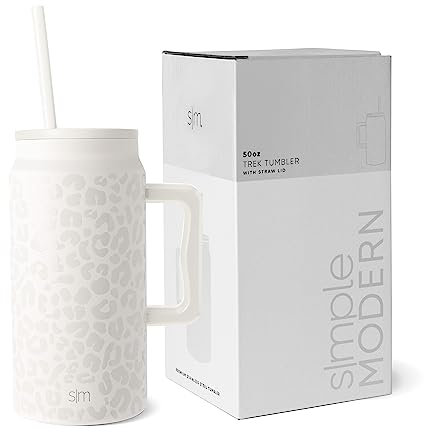 Simple Modern Becher mit Griff und Trinkhalm | Großer isolierter EdelstahlWasserkrug | Geschenke für Frauen und Männer | Trek Sammlung | 1480ml | Cream Leopard