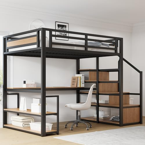 140 x 200 metallvåningssäng med förvaringsstege med hyllor och bord, säkerhetsstängseldesign med slitsade metallplankor, hög järnramssäng med metallram för stabilt stöd (svart)