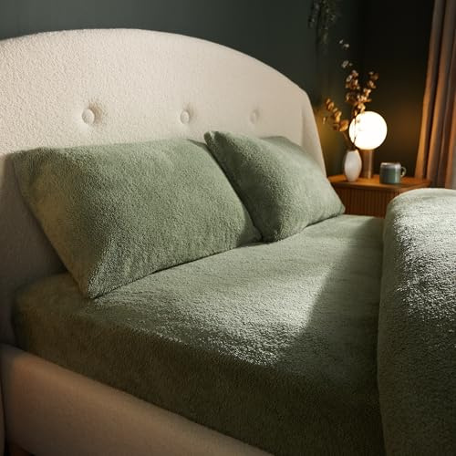 Silentnight Teddy Fleece Fitted Sheet Double - Sage Teddy Bear Fleece Bottom Sheet Warm Cosy Fluffy Winter Fitted Sheet Deep Fitting with Elasticated Corners - Double - Sage