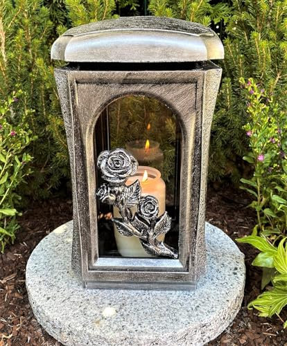 Lampe funéraire avec motif de roses - Fabriquée à la main - 27 cm de hauteur - Couleur : argent - Décoration funéraire - Lampe de jardin avec bougie funéraire sans décoration