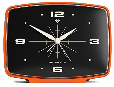 NEWGATE® Brooklyn wecker | Rechteckiges Retro Design | Kürbis orange | Ideal für nachttisch, Schreibtisch, Regal und kaminsims | Mid Century Retro Accessoires für Schlafzimmer und büro