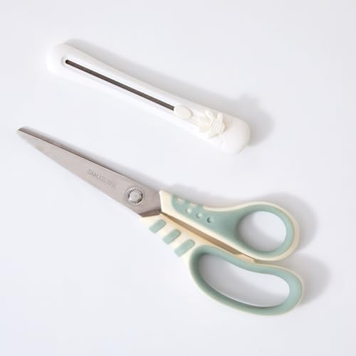 7 Inch purpose scissors kit with Box Cutter Retractable Crafts scissors with Ultra Sharp Blades and Comfort Grip Handles, Cute Box Cutters for Office Home,Arts Crafts Cartons Cardboard Paper-Grean