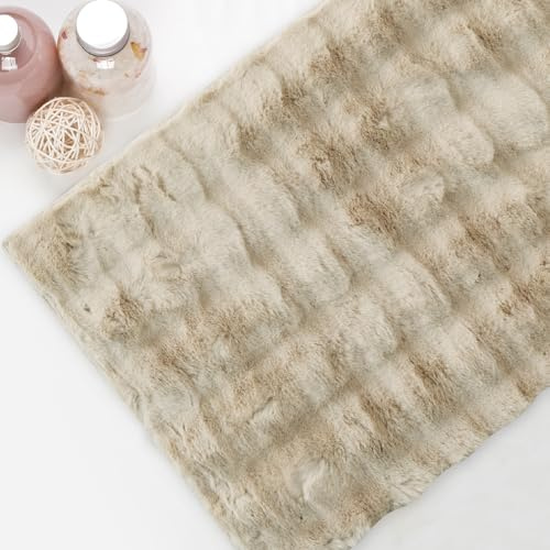 Comart - Tappeto Arredo Soffice - per Salotto, area Divano - da Camera da Letto - 140x180 cm - Lavabile in Lavatrice - Antiscivolo - Moderno - Peloso - Ultra Morbido - Design a Quadrotti 3D - Beige
