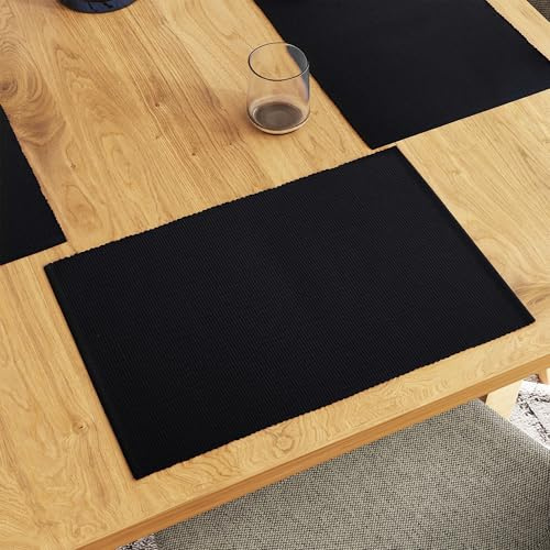 Encasa XO Juego de Manteles Individuales para Mesa de Comedor Set de 6 | Color Negro sólido | Mantel de Algodón Acanalado Fino | Tamaño 48x32 cm | Lavable a Máquina