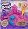 Kinetic Sand Schimmer Sandbox Set - mit 454 g schimmerndem magischem kinetischem Sand in Rosa, Spielwanne und Zubehör für kreatives Indoor-Sandspiel, für Kinder ab 3 Jahren