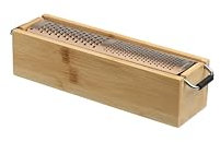 MOON HOME Parmesanreibe - Stargrate, aus nachhaltigem Bambus/Holz, Reibe aus Edelstahl, Käsereibe, geeignet für jegliche Käsesorten, Auffangbehälter aus Bambus, 25 x 6.2 x 5.6 cm