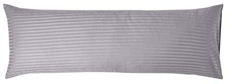 HOMESCAPES Damast Kissenbezug für Seitenschläferkissen 50x140 cm Silbergrau mit Satin-Streifen, 100% ägyptische Baumwolle