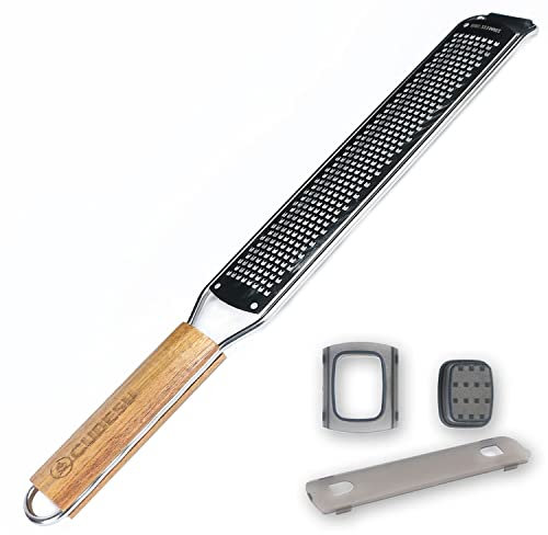 Cubesu Kit de râpe zesteur - Râpe de cuisine en acier inoxydable extrêmement tranchante avec manche en bois - Idéal comme râpe à citron, râpe à fromage, râpe à muscade, etc. - Avec protection des