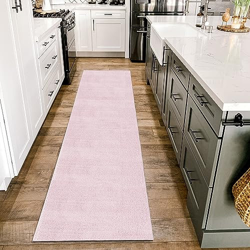 HomebyHome Kurzflor Teppich Läufer Flur 80 x 250 cm Rosa - Waschbarer Teppich für Schlafzimmer, Wohnzimmer und Ideal als Küchenteppich - Flauschiger Teppich Extra Weich, Einfarbig, rutschfest, Klein