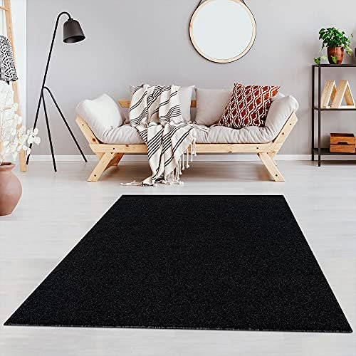 Fashion4Home Teppich Wohnzimmer – Einfarbig, Uni Teppich fürs Kinderzimmer, Schlafzimmer, Arbeitszimmer, Büro, Flur und Küche - Kurzflor, Anthrazit-Schwarz, Größe: 160x230 cm