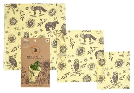 Bee's Wrap - Assorted Set of 3 - Made in the USA with Certified Organic Cotton - Plastic and Silicone Free - Reusable Eco-Friendly Beeswax Food Wrap - 3 Sizes (S, M, L)