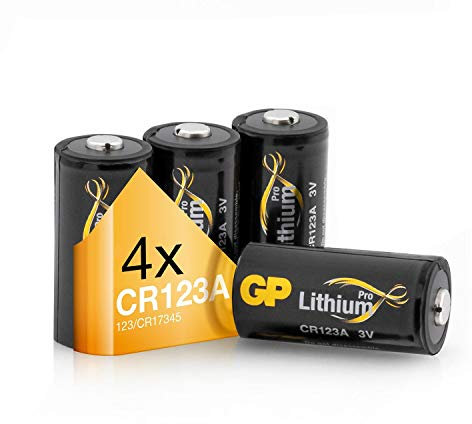 GP Batterien CR123A 3V Lithium Pro Schwarz-Gold (4 Stück CR123 Batterien 3 Volt) für Smart Home, Alarmanlagen, Taschenlampen, Foto-Zubehör etc. (Nicht wiederaufladbar)
