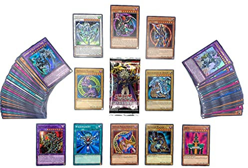 Yu-Gi-Oh! Kartenset mit 100 Karten(85 Commons - 10 rares - 5 Holos) - mit möglichen Magiern oder Drachen + 1 zufälligen aktuellen Booster in erster Edition + 100 Heartforcards® Hüllen