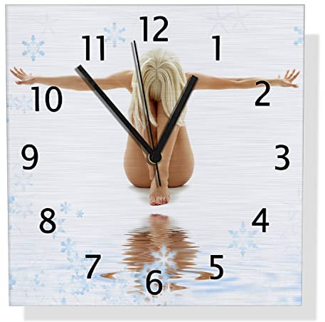Wallario Design Wanduhr Akt-Erotik im Winter - Nackte Frau mit Schneeflocken aus Aluverbund, Alu-Uhr Größe 30 x 30 cm, Schwarze Zeiger mit Metalloptik
