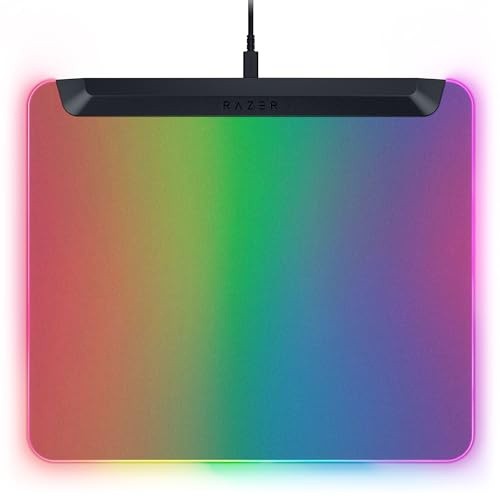 Razer Firefly V2 Pro - Tapis de Souris de Jeu rétroéclairé RGB - Port USB intégré (éclairage LED 15 Zones, Surface texturée Micro-gravée pour Un Suivi Optimal, câble USB-C détachable) Noir
