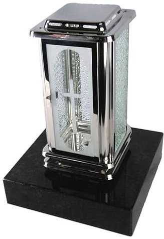 designgrab Lampada tombale Royal in acciaio inox con base in granito svedese nero con croce su porta lampada, bicchieri in vetro trasparente
