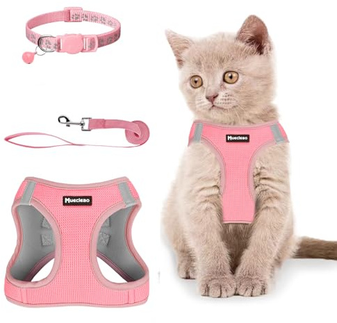 Muecleao Cat Harness and Lead Set, Adjustable Cat Harness for Walking Escape Proof, Soft Kitten Harness and Lead Set Vest with Reflective Strip for Cats Dogs Pets Walking (Pink, XS(Chest 32-36 cm))