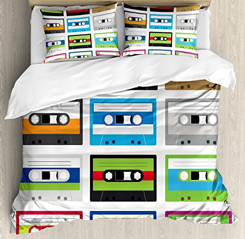 Ambesonne 90s Duvet Cover Set, Composition of Retro Plastic Audio Cassettes Tapes Old Technology Entertainment Theme, Decorative 3 Piece Bedding Set with 2 Pillow Shams, Queen Size, Green Blue