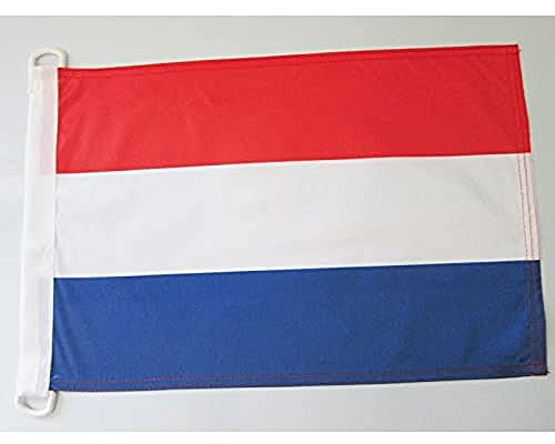 AZ FLAG - Drapeau Luxembourg - 45x30 cm - Pavillon Nautique Luxembourgeois Spécial Bateau Et Extérieur En Maille Bloquée Avec Anneaux Plastiques Intégrés - 30g