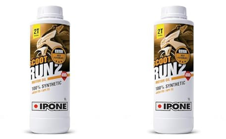 IPONE - Huile Scooter 2 Temps Scoot Run 2-100% Synthétique - Haute Qualité - Formulation Anti-Fumée - Senteur Fraise - 1 Litre (Lot de 2)