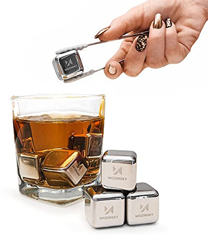 Wozinsky 8 Eiswürfel Wiederverwendbare mit Gravur Weinfass Lebensmittelecht Edelstahl Ice Cubes Kühlsteine, Schnell Kühltechnologie Geschenk Set Drink Gift Set Steine Bar für Whisky Wodka +Zange
