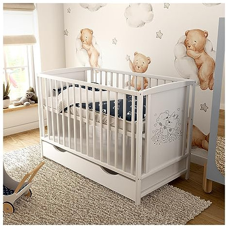Baby Delux Babybett Kinderbett Gitterbett Bärchen Motiv 120x60 Weiß Schublade Schutzgitter Matratze Massivholz (mit Komfort Matratze gesteppt 120x60x9 cm)