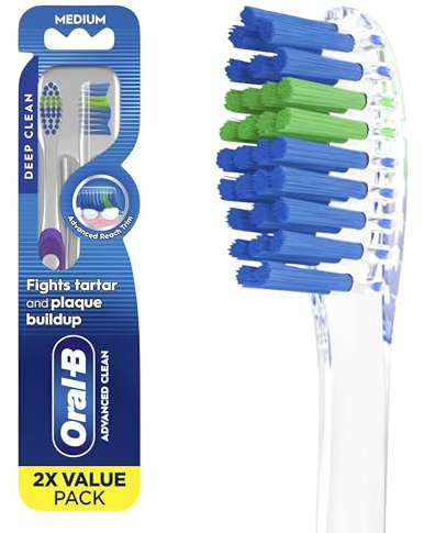 Oral-B Pro Health Fights Plaque & Tartar, 2 Count Medium Manual Toothbrush Pack, Indicator Bristles, Plaque Fighter, Gentle on Teeth