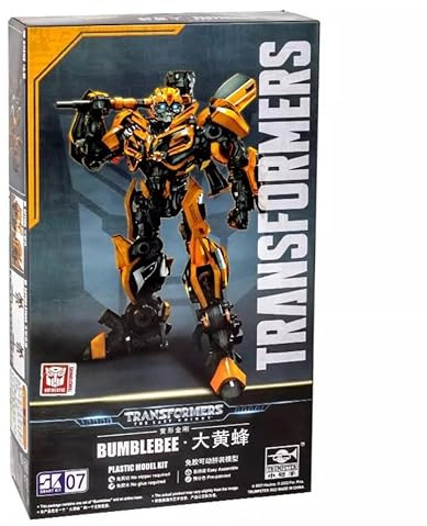Hobbyboss Trumpeter 03105 Bumblebee The Last Knight Camero SK07 Smart Kit - Action Figure Robot da Collezione, Kit Modellismo da Costruire Pre-colorato