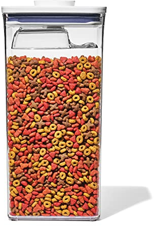OXO Good Grips Pet POP Container – 6.0 Qt/5.7 L with Half Scoop |Ideal for up to 6.5lbs of Dog Food or 4.5lbs of Cat Food | Airtight Dog and Cat Food Storage Container | BPA Free, Clear