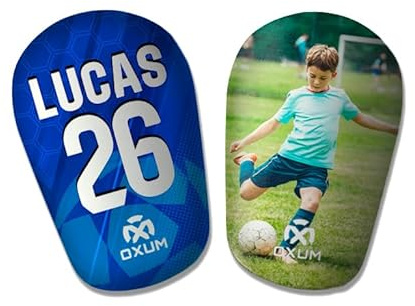Oxum Sport - Espinilleras de Fútbol Personalizadas Mini para Niños y Adultos - Incluye Número, Foto, Nombre y Escudo - Bolsita para espinilleras de Regalo -M 10x6cm/ S 8,3x5,5cm (Champion)