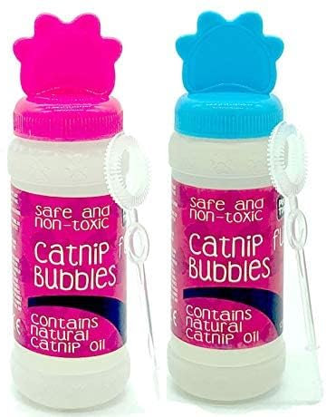 Pet Touch 2 X 120 ml Catnip Fun Bubbles for Cats and Kittens that contains NATURAL CATNIP OIL for Interactive Play (Blue & Pink (240ml))