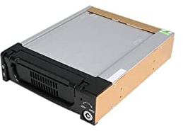 StarTech.com Rack mobile in alluminio pesante per HDD SATA da 3,5 con vassoio rimovibile per alloggiamento da 5,25 (DRW150SATBK)