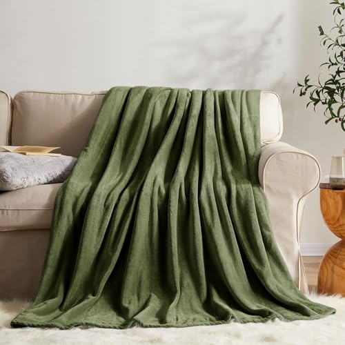 Super Soft Fleece Blanket Sofa Bed Throw Large Faux Fur Reversible Travel Throw Fluffy Soft Cosy Warm Versatile Blanket for Bed Couch and Travel (Green, Single: (130 x 150cm))