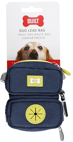 BUILT Pet NightSafe - Porta sacchetti per escrementi e dispenser per dolcetti, clip per guinzaglio per passeggiate con il cane, doppio sacchetto per il trasporto a mani libere, con 2 scomparti per