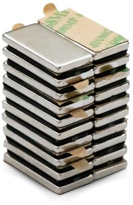 ITALFIT MAGNETI - 20 Pezzi Magneti Adesivi Neodimio 20x10x2mm Con Adesivo - Calamite Adesive Sottili Forti, Magnete Adesivo Potente 2KG - per Artigianato, Cucina, Ufficio e Fai Da Te