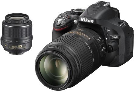 Nikon D5200 Appareil photo numérique Reflex 24.1 Kit + Objectif AF-S DX VR 18-55 mm + Objectif VR 55-300 mm Noir