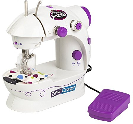 COLORBABY Shimmer N Sparkle 44080 - Máquina de coser infantil con luz y sonido / Kit de costura para niñas, mini máquina de coser portátil / Incluye accesorios para coser, juguetes de diseño de moda