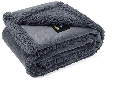 luciphia Manta Impermeable para Mascotas, Manta de Franela Mullida de Doble Capa para Perros Gatos Gris Oscuro S (71 * 100cm)