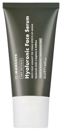ManCave Gesichtsserum mit Hyaluronsäure, Koffein 50 ml - Anti-Aging Hyaluron Creme Gesicht -Serum Gesichtscreme Männer - L-Arginin, Glykogen - Vegan, Recycling-Kunststofftube - Hergestellt in GB
