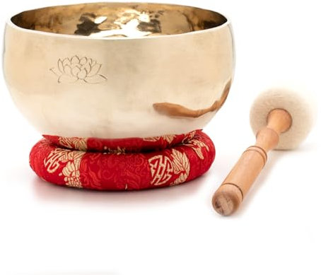 Klangschale traditionell hergestellt, in Hochglanz-Optik, Gelenk- oder Universalschale, mit Lotusblume graviert, inklusive rotem Ring sowie einem Filzklöppel - 1112-L