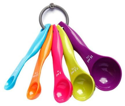 KEQAR 5 PCS Set Cucchiai Dosatori, Diverse Capacità, Misurini per Cucina e Pasticceria, Strumenti per Misurare Liquidi e Polveri (Colorati)