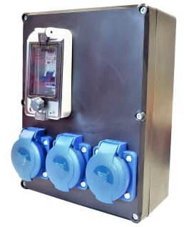 Carré Rouge - Coffret d’Atelier ou de Chantier sur Prises 16A - Étanche, IP44 - Assemblé et Câblé, 11 Modules - Fabrication Française - 27 x 25 x 16 cm