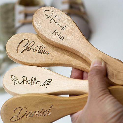 Brosses à cheveux personnalisées pour bébé - Avec nom de bébé - En bois - Brosse à cheveux pour nouveau-né - Brosse à cheveux pour berceau de naissance/Baptême/Anniversaire - Cadeaux de fête prénatale