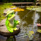 Znnhnn Decorazione da laghetto da giardino, figura di pesca realizzata in resina, figure decorative da giardino, mini decorazione da laghetto, figura di pesca, decorazione da laghetto con rana