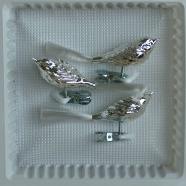 Lauschaer Glas Christbaumschmuck Vögel mit Glasschwanz Silber Glanz 3 Stück Christbaumschmuck Weihnachtsbaumschmuck mundgeblasen