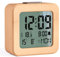 HERMIC Digital Wecker Echtholzgehäuse, Klares LCD-Display, Hintergrundbeleuchtung, Automatischer Lichtsensor, Temperaturanzeige, Datum & Wochentag, Schlummerfunktion, Batteriebetrieben